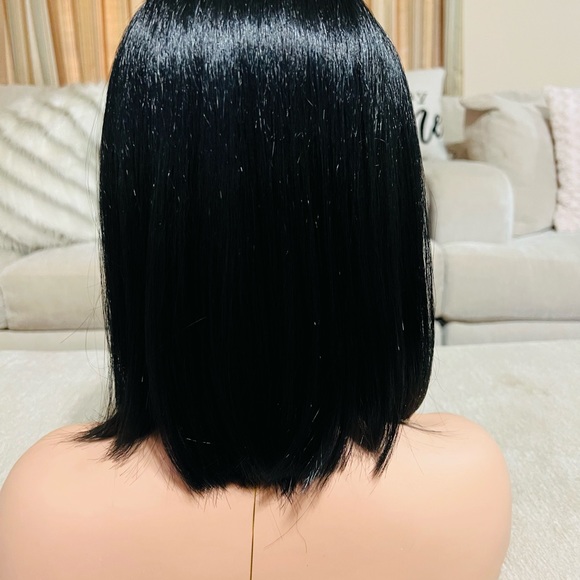 Wig - Picture 6 of 8